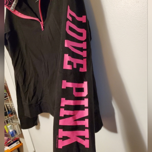 ❄️Victoria's Secret Pink Top❄️ - Picture 5 of 5